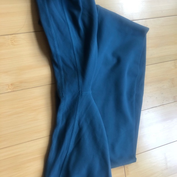❌SOLD❌ Lululemon Align Pant 25” - Picture 2 of 3